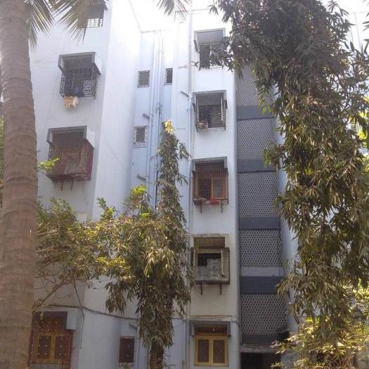 2 BHK Fully Furnished in Sneha Dhara , Vile Parle West